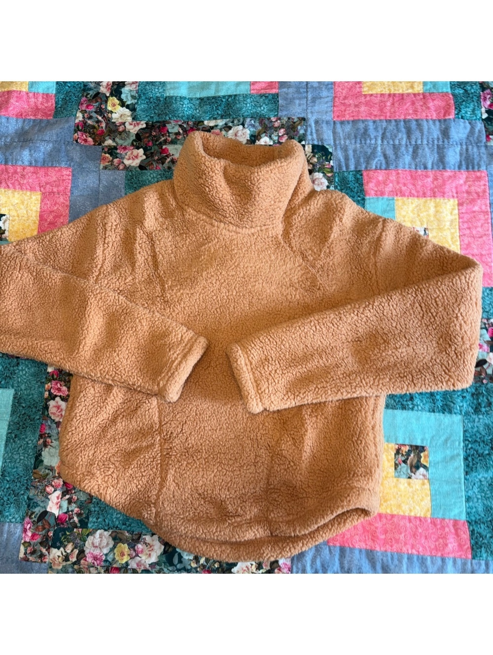 All in Motion Womans XS Tan Sherpa Fleece Pullover Sweater Outdoor Cozy Comfort